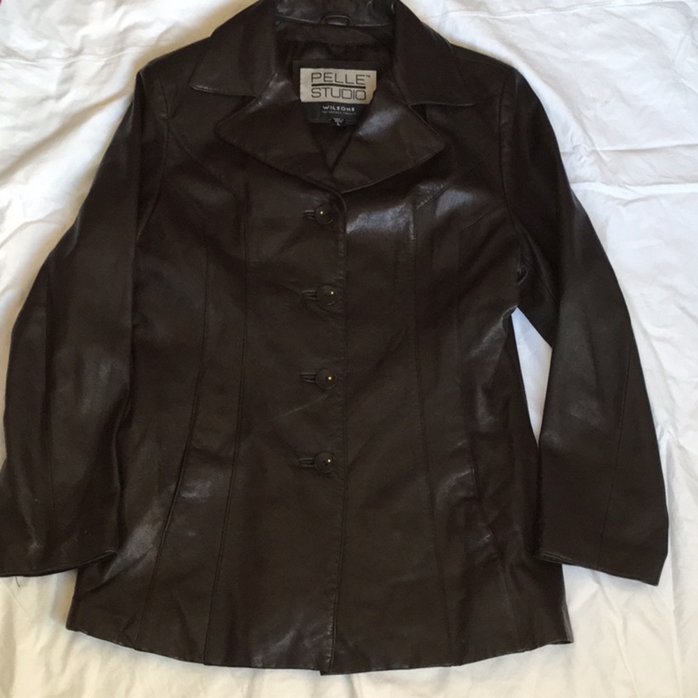 90’s leather jacket